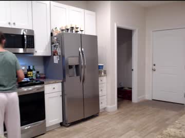 holihurricane's chat room