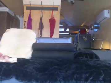 kimberlyfaysantana's chat room