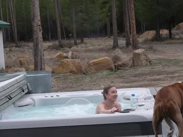 blondefoxsilverfox's chat room