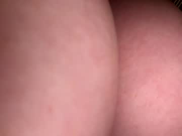 x_dreamgirl_x's chat room