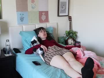 ellynaomi's chat room