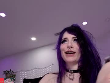 crimsonkitten's chat room