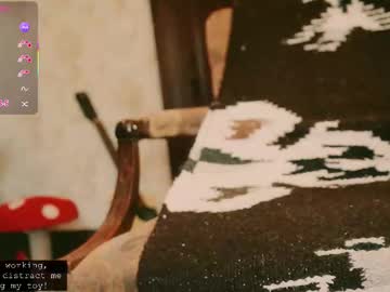 thecamwoman's chat room