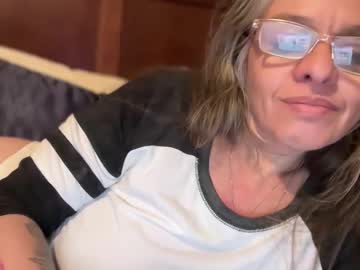 degeneratesaint's chat room