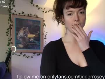 tiggerrosey's chat room