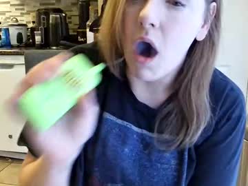 tinywithtiddies's chat room