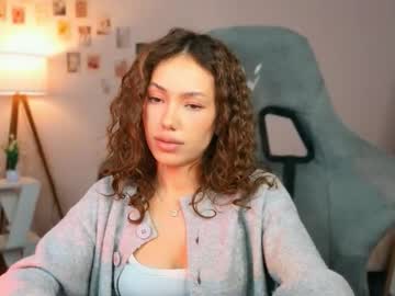 beverlyclub's chat room