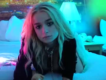 daddyissuessab's chat room