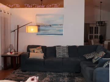 ari_lovexo's chat room