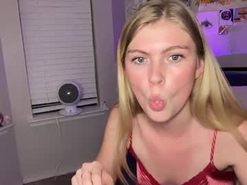 elliee81's chat room