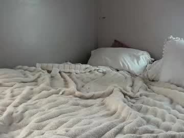 minahoneyy38's chat room