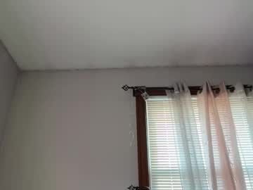 minahoneyy38's chat room