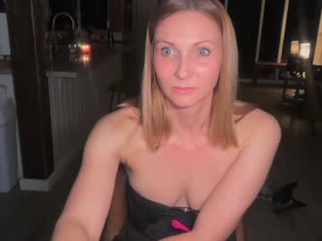 kaileeshy's chat room