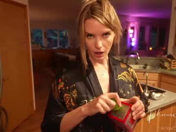 phoenix_taylor's chat room