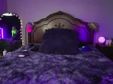 oh_lovely_girl's chat room