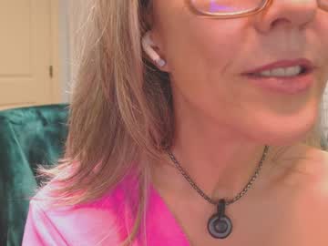 sunnie_dayz's chat room