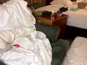 kibrombariu45's chat room