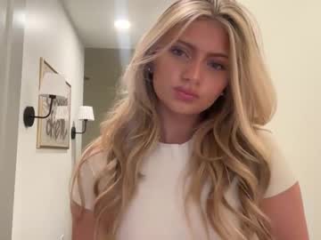 summerclarkee's chat room