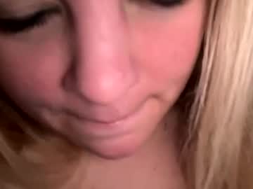 sweetlisa92's chat room