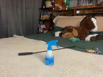 ella2sweet's chat room