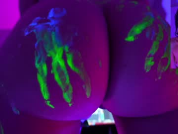 finleyfae's chat room