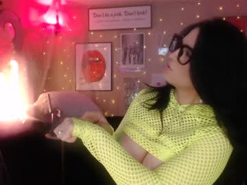 milf_lacey's chat room