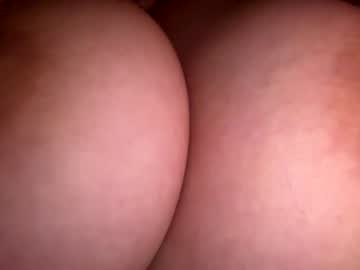 x_dreamgirl_x's chat room