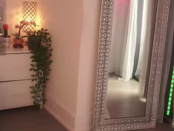 mysticxkitty's chat room