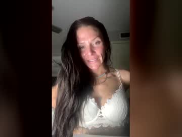 misstjones's chat room