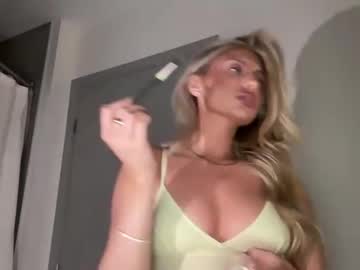 summerclarkee's chat room