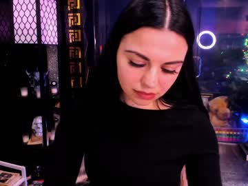 alma_pearl's chat room