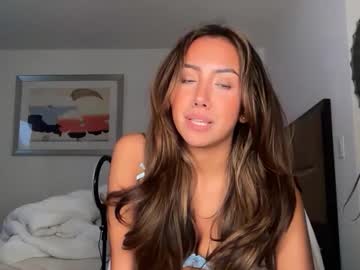 dollyrhodesss's chat room