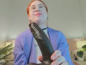 omgsexxxypixie's chat room