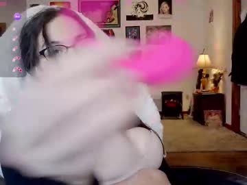 bunnynextdoor's chat room