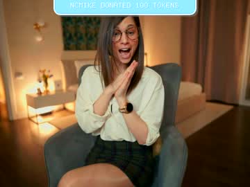 newchloe18's chat room