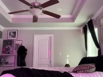 brielledaviss's chat room