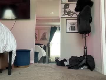 brielledaviss's chat room