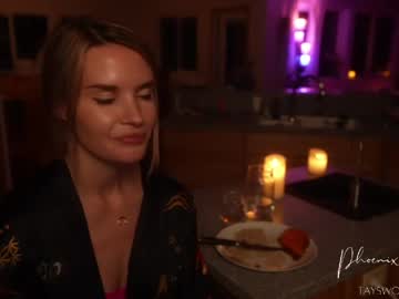 phoenix_taylor's chat room