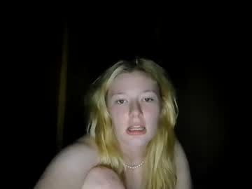 sara9920's chat room