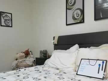 scarletterose_504259's chat room