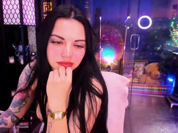 alma_pearl's chat room