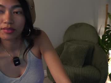 littlemiss_kira's chat room