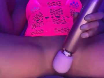 worthdaddy2cum's chat room