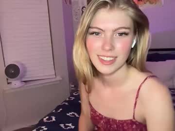 elliee81's chat room