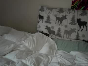 deepthroatqueen33's chat room