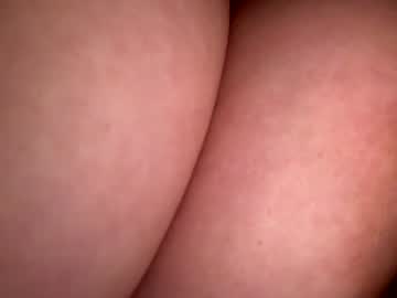 x_dreamgirl_x's chat room