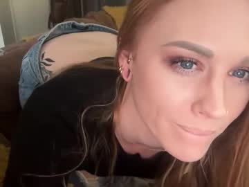 queenpeachz's chat room