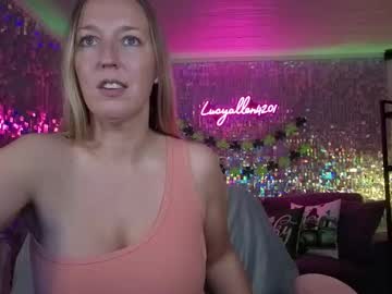 lucyallen4201's chat room