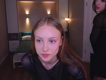 2mamacitas's chat room