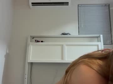 lanademira's chat room